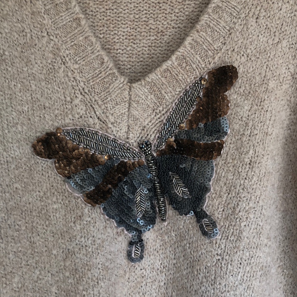 ZARA Sweater with Sequin Butterfly Appliqué - Picture 2 of 4
